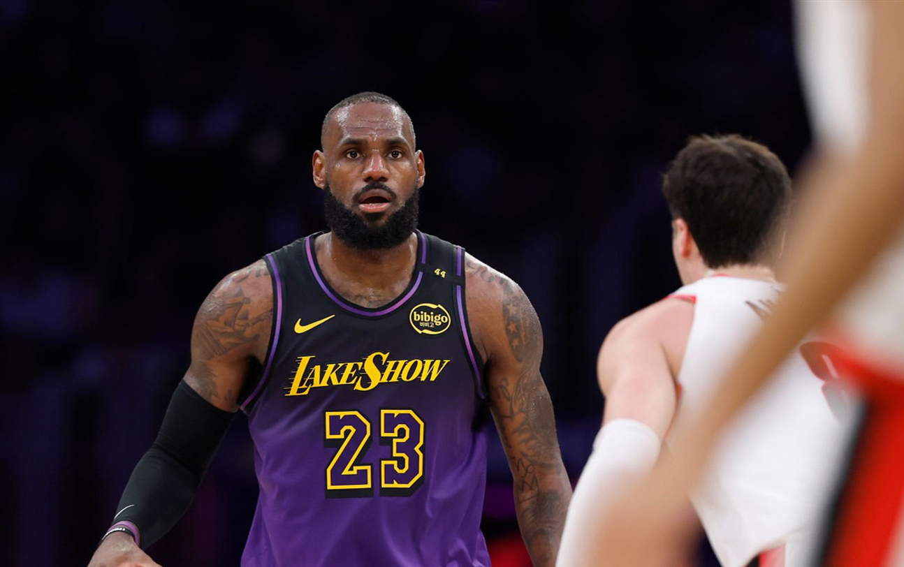 关于浓眉哥连续五场比赛得分超过惊险取胜,公牛挑战极限!的信息