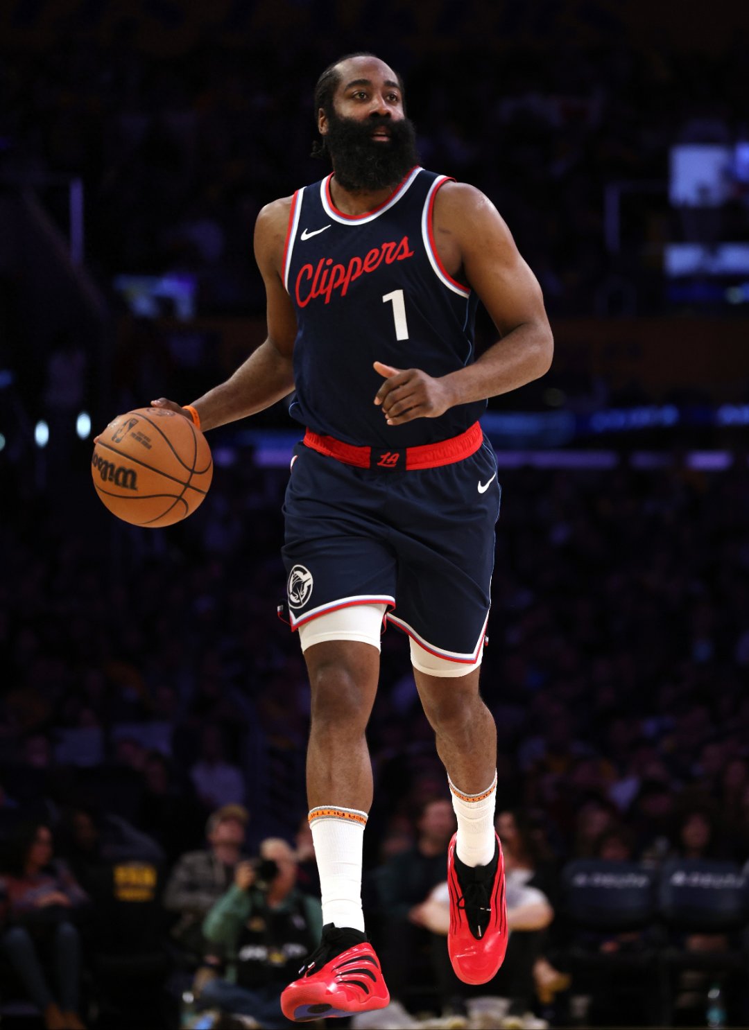 哈登关键节点势不可挡,勇士带队取胜!的简单介绍